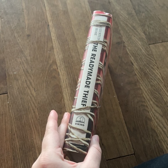 The ready made thief - Picture 9 of 9